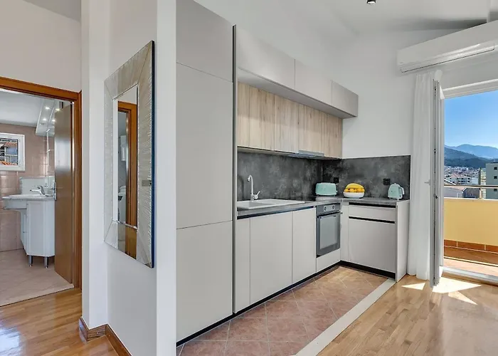 Vamtesa - Exklusiv * Makarska